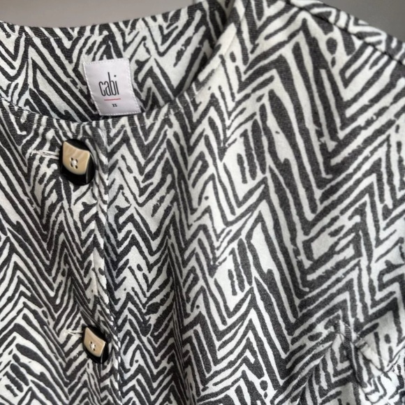 Cabi Peacoat Jacket Sz XS Zig Zag Ponte Knit style #3034 Zebra EUC Artsy Buttons - Picture 7 of 16